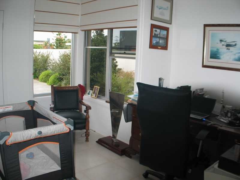 33 The Sovereign Mile, Sovereign Islands QLD 4216